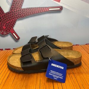 Birkenstock Arizona Black Leather Sandals Mens Size 10 NEW